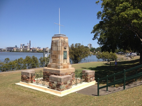 Normal world war i memorial hamilton queensland 10