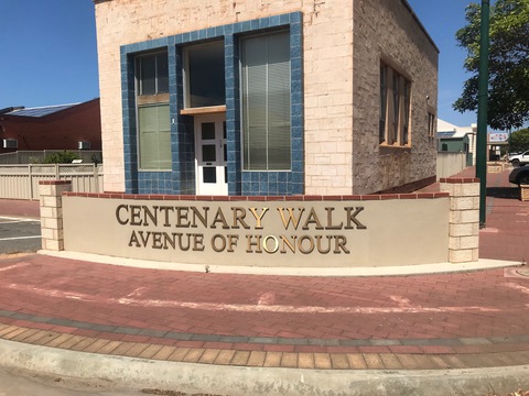 Normal tumby bay avenue of honour