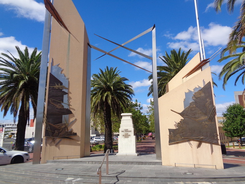 Normal war memorial at dandenong victoria 33497798830 o