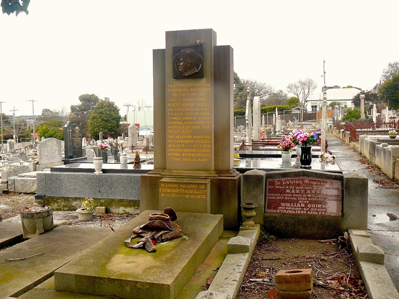 Virtual War Memorial Harold Edward (Pompey) ELLIOTT CB, CMG, DSO,