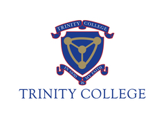 Big thumb trnity college crest white